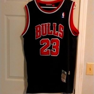 197-1998 Hardwood Classic Michael Jordan jersey